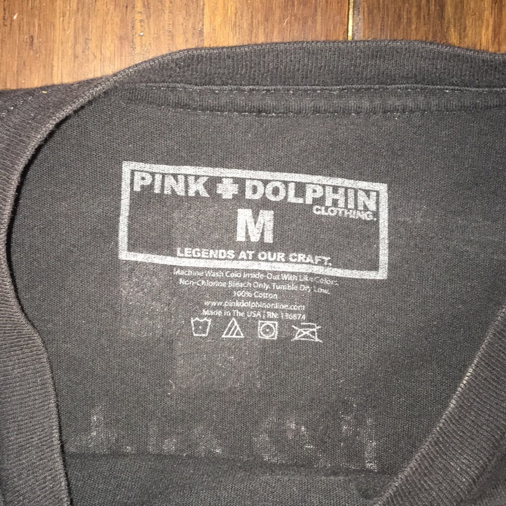 Pink Dolphin - Picture 2 of 3